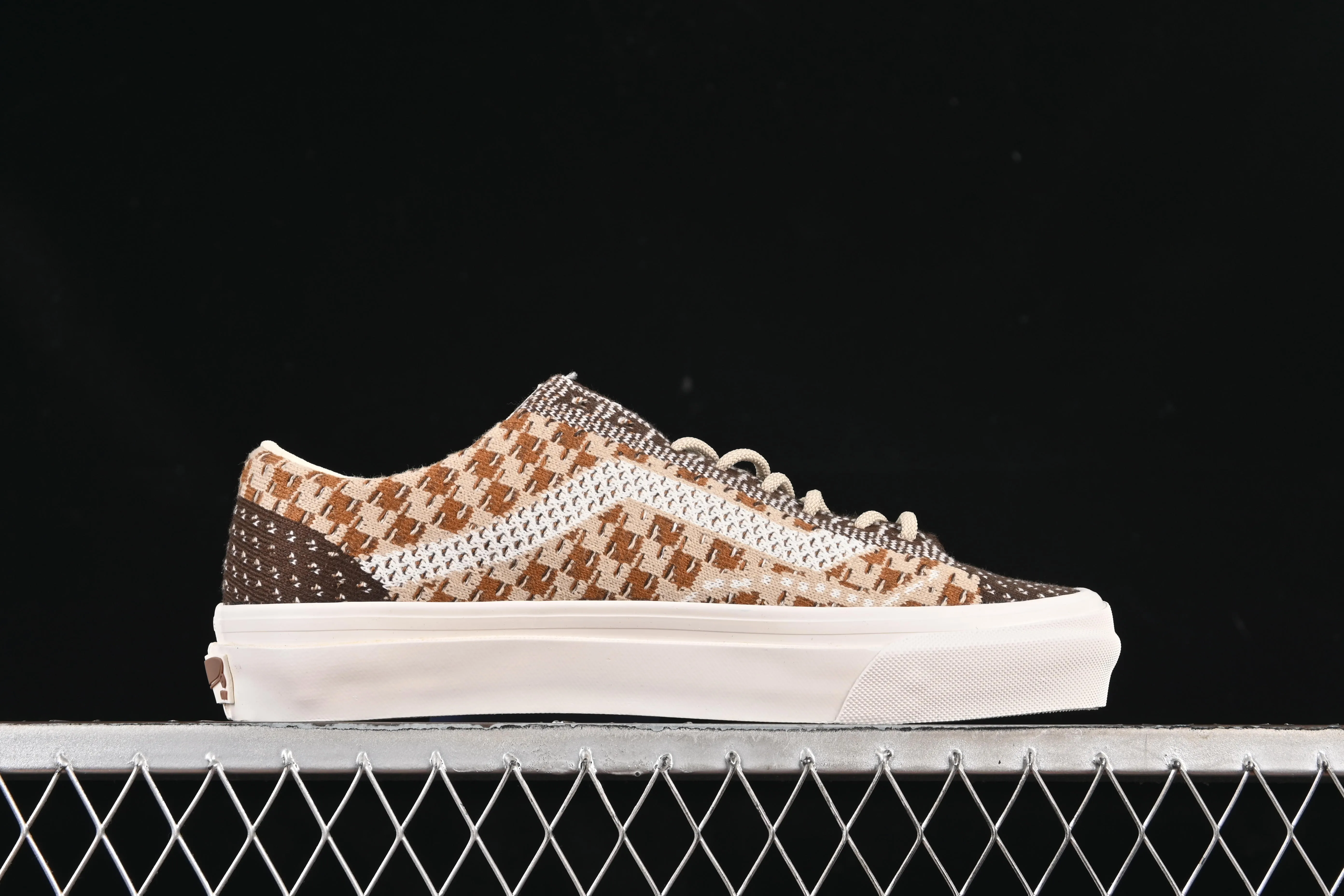 All categories Vans Vans series Vans Low Vans Old Skool 36 EK woven series Comfortable and versatile non-slip and wear-resistant casual skate shoes VN000D51DMV